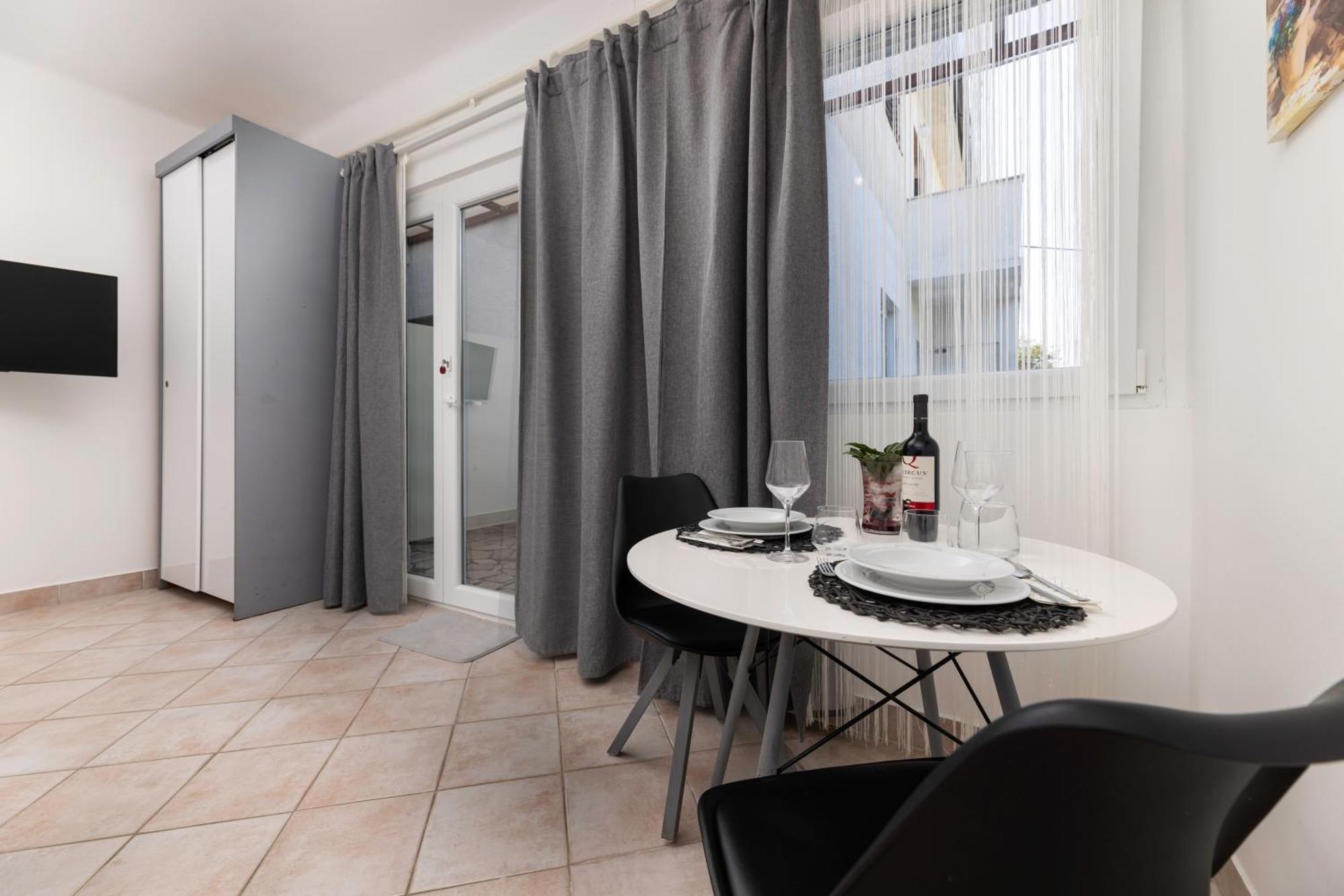 Apartments Lacrima Silo  Luaran gambar